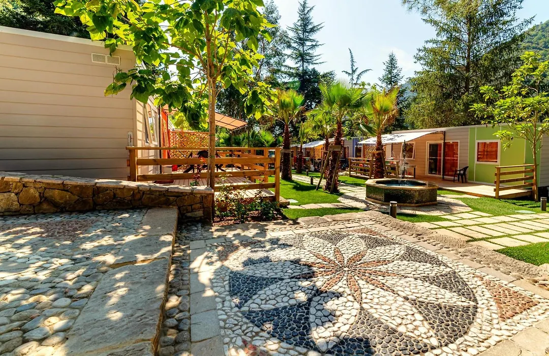 Delle Rose Camping & Glamping Village-1